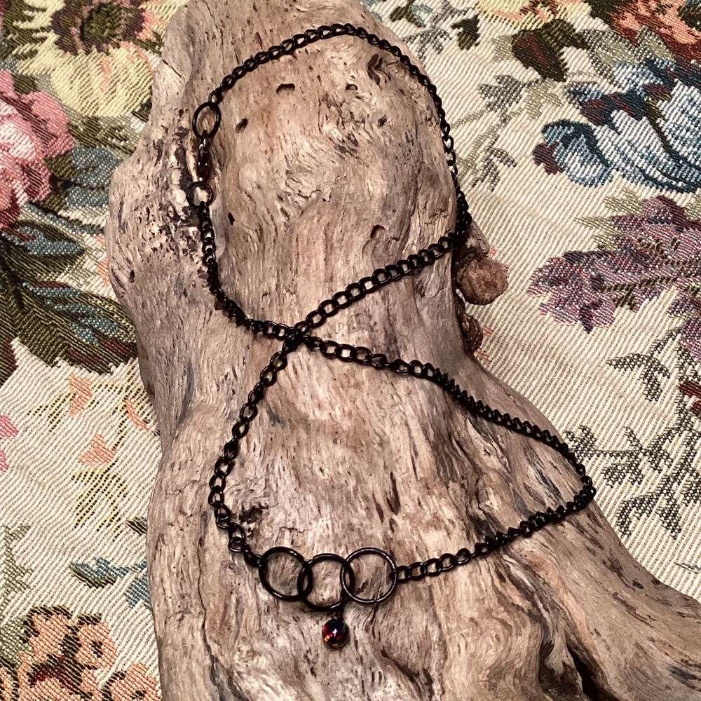 Black Chain Choker Interlocking Circle Necklace W… - image 1